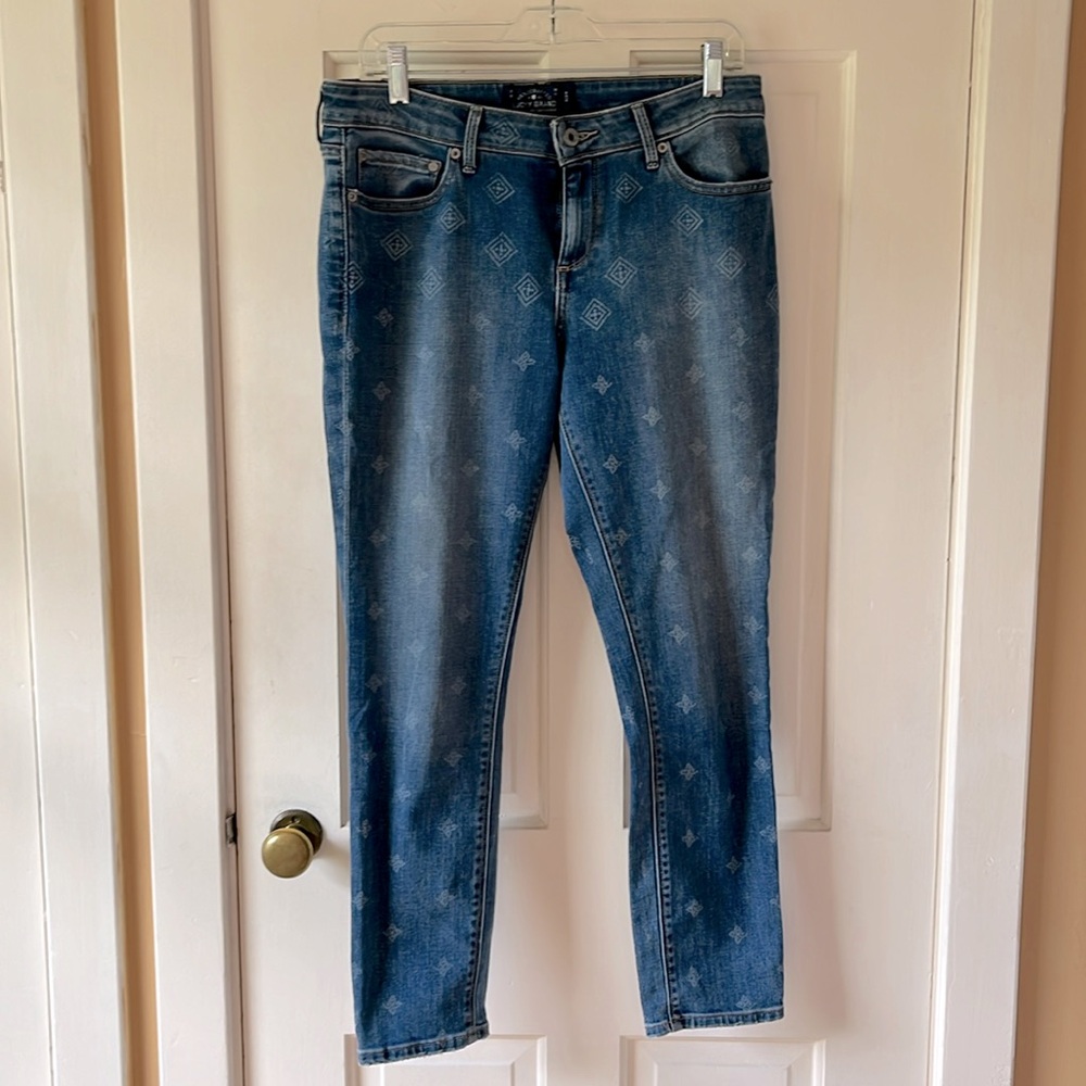Lucky 🍀 Brand Lolita Capri Boho print jeans.